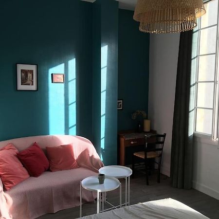 Studio Calme Au Centre De Бордо Екстериор снимка